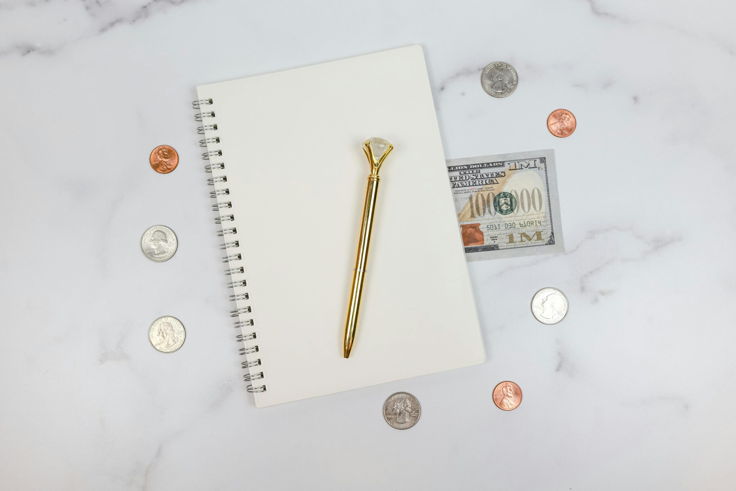 Kostenloses Stock Foto zu arbeitsplatz, begrifflich, bloggerin
